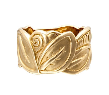 18 Karat Yellow Gold wide carved Leaf band ring.
