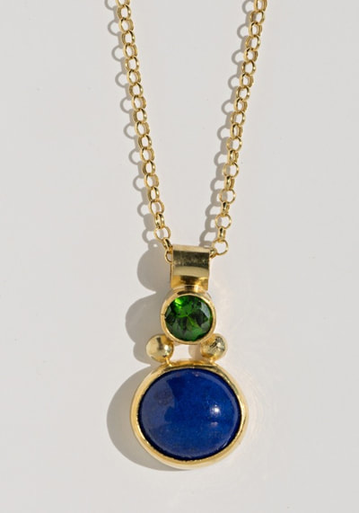22 & 18 Karat Yellow Gold pendant with a bezel set Lapis Lazuli & Chrome Diopside.