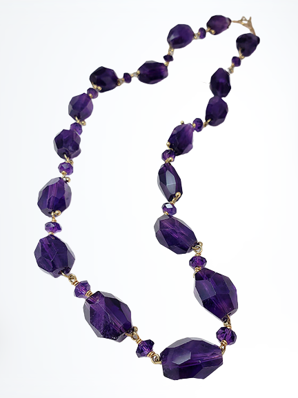 14 Karat Yellow Gold Graduated Natural Faceted Amethyst Link Necklace.
