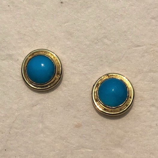 Round Sleeping Beauty Turquoise studs with 22KY bezel and an outer edge of 18KY gold.