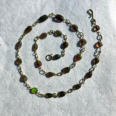 18KY Gold Opal Link Necklace.