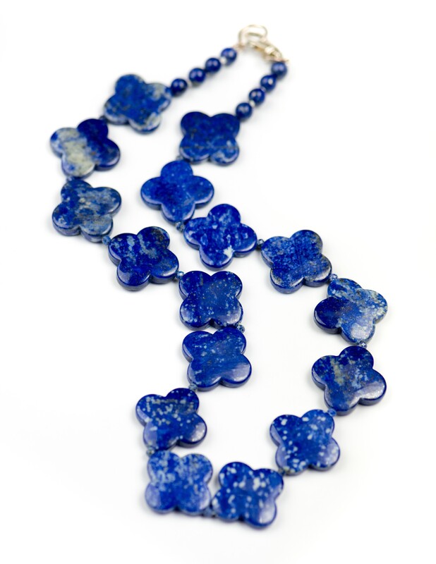 Sterling Silver Necklace with Clover and round  shaped Lapis Lazuli.