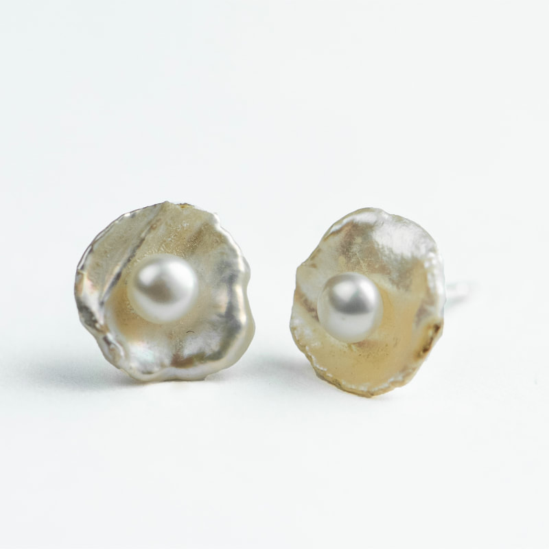 Sterling Silver Grey Pearl & Keshi Pearl Post Earrings.